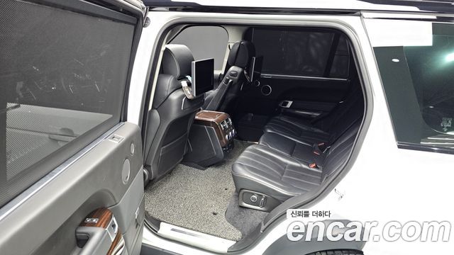 Land Rover Range Rover 2016 — photo 12