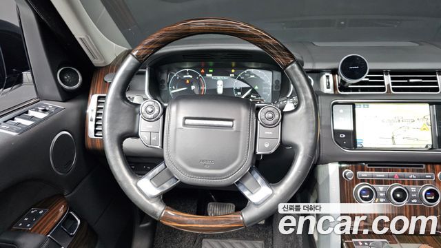 Land Rover Range Rover 2016 — photo 13