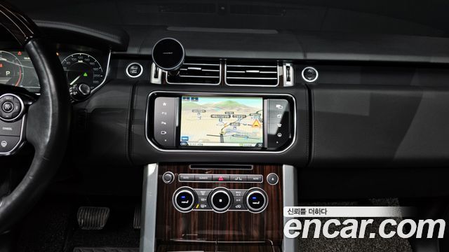 Land Rover Range Rover 2016 — photo 14