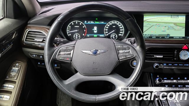 Genesis EQ900 2016 — photo 13