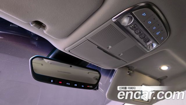 Genesis EQ900 2016 — photo 18