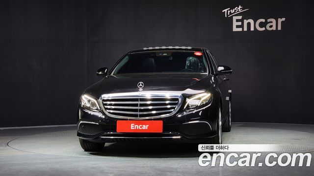 Mercedes-Benz E-Class 2019 — photo 3