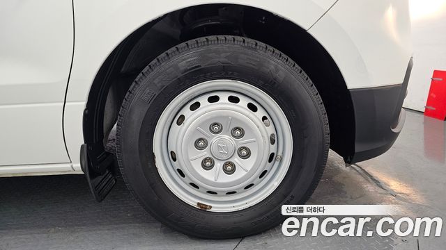 Hyundai Starex 2019 — photo 5