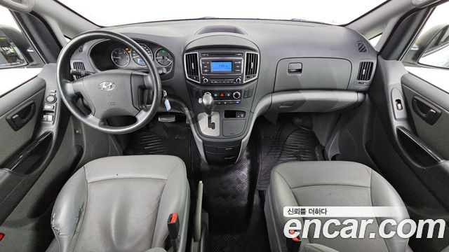 Hyundai Starex 2019 — photo 7