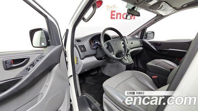Hyundai Starex 2019 — photo 10