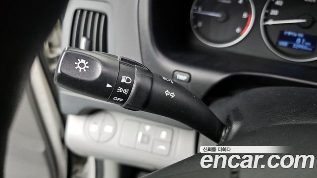 Hyundai Starex 2019 — photo 16