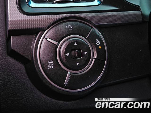 KG Mobility KORANDO 2016 — photo 16