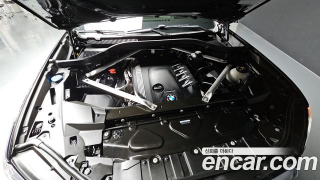 BMW X5 2021 — photo 6