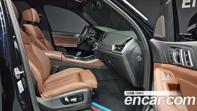 BMW X5 2021 — photo 10