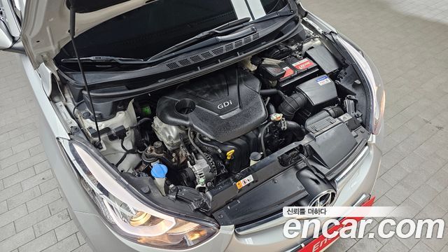Hyundai AVANTE 2015 — photo 6