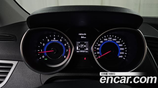 Hyundai AVANTE 2015 — photo 8