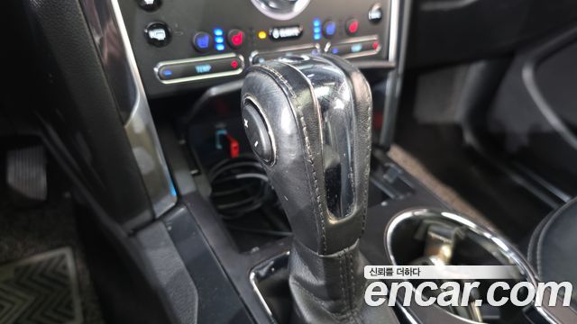 Ford Explorer 2019 — photo 9