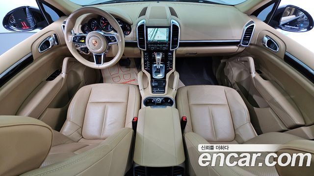 Porsche Cayenne 2016 — photo 7