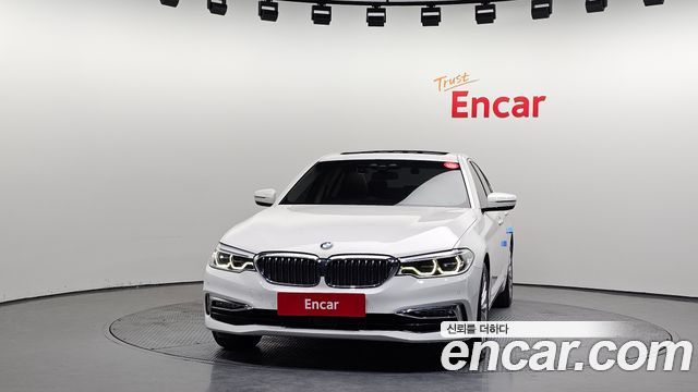 BMW 5-Series 2018 — photo 3