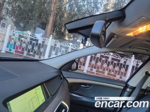 BMW Gran Turismo 2011 — photo 11