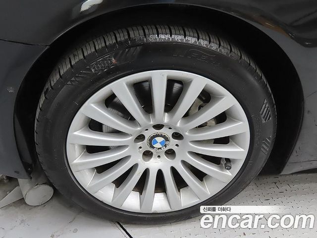 BMW 7-Series 2012 — photo 5