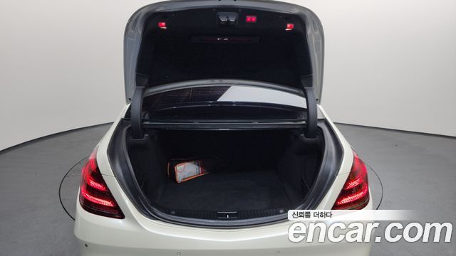 Mercedes-Benz S-Class 2015 — photo 20
