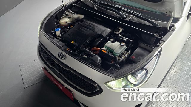 Kia Niro 2017 — photo 6
