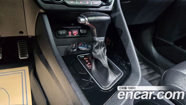 Kia Niro 2017 — photo 9
