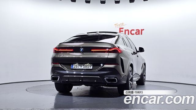 BMW X6 2021 — photo 4