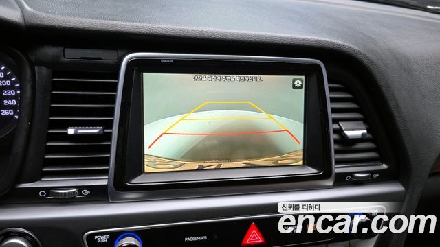 Hyundai Sonata 2018 — photo 16