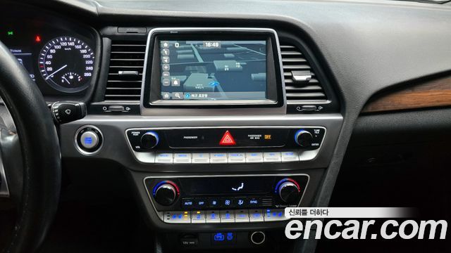 Hyundai Sonata 2018 — photo 17