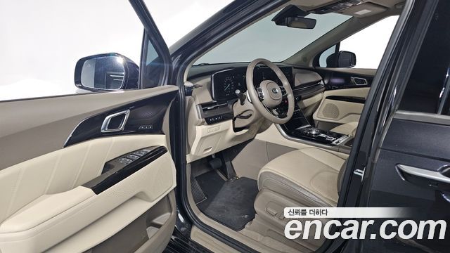 Kia Canival 2021 — photo 10