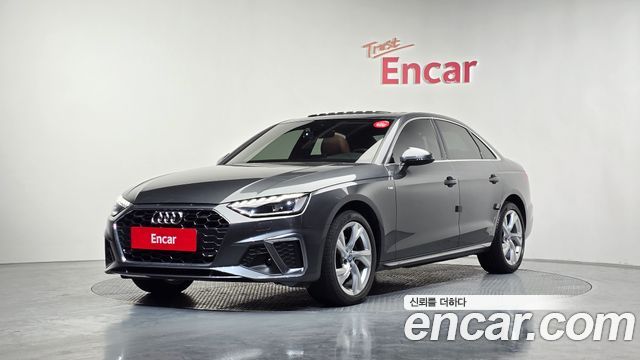 Audi A4 2021 — photo 1