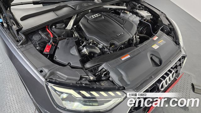 Audi A4 2021 — photo 6