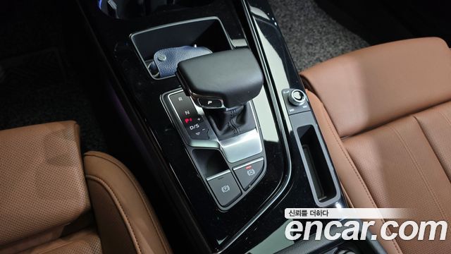 Audi A4 2021 — photo 9