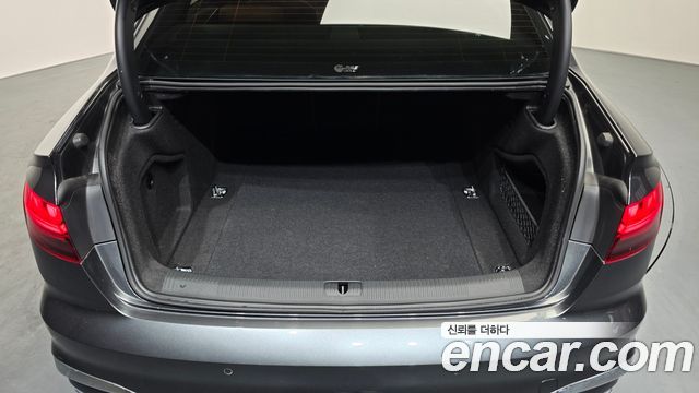 Audi A4 2021 — photo 20