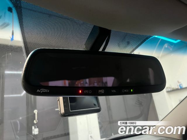 Kia K7 2012 — photo 14