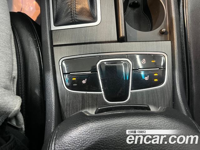 Kia K7 2012 — photo 15