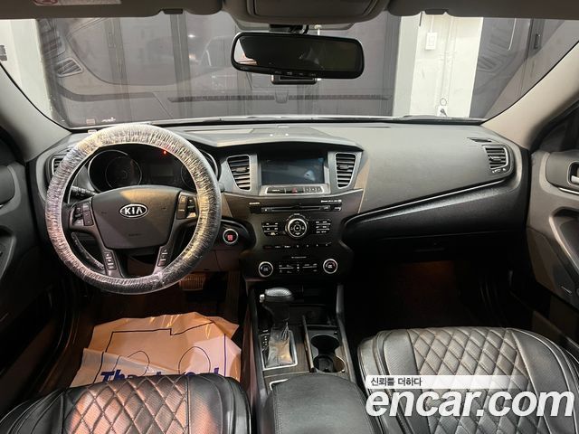 Kia K7 2012 — photo 17