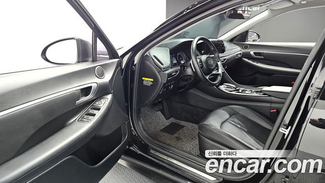 Hyundai Sonata 2020 — photo 11