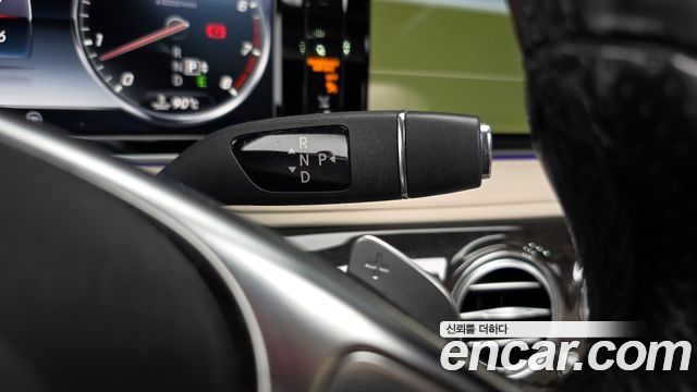 Mercedes-Benz S-Class 2016 — photo 9