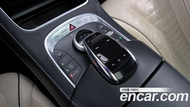 Mercedes-Benz S-Class 2016 — photo 19