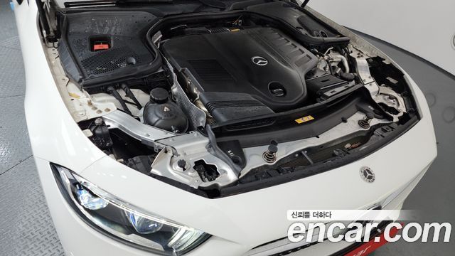 Mercedes-Benz CLS-Class 2021 — photo 6