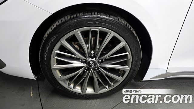 Hyundai Grandeur 2017 — photo 5