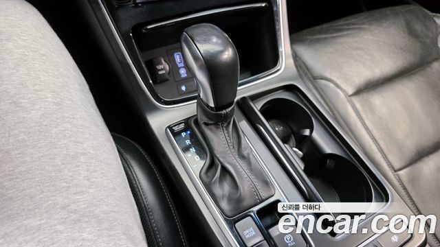 Hyundai Grandeur 2017 — photo 9