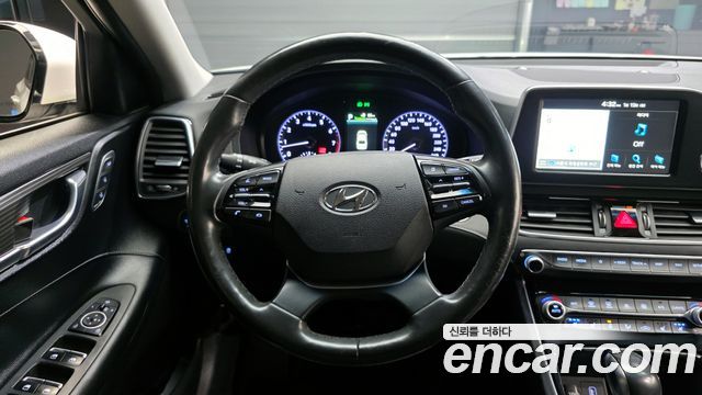 Hyundai Grandeur 2017 — photo 13