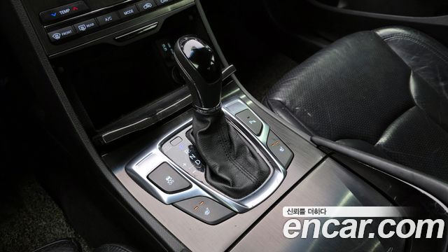 Hyundai Grandeur 2016 — photo 9