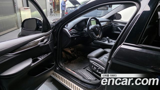 BMW X6 2016 — photo 10