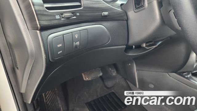 Kia LOTZE 2010 — photo 14
