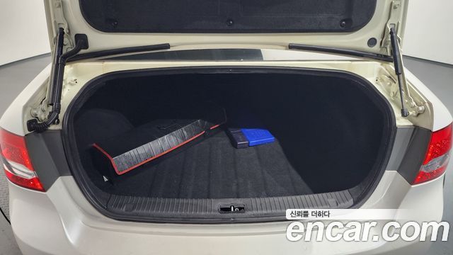 Kia LOTZE 2010 — photo 20