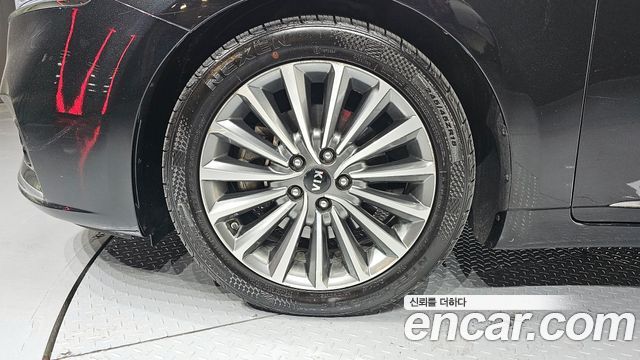 Kia K7 2017 — photo 5