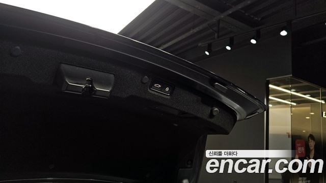 Kia K7 2017 — photo 20