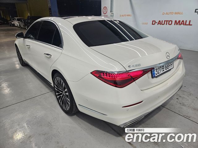 Mercedes-Benz S-Class 2022 — photo 4