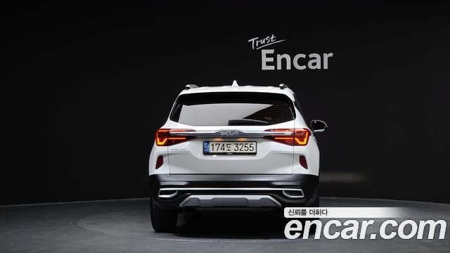 Kia Seltos 2023 — photo 4