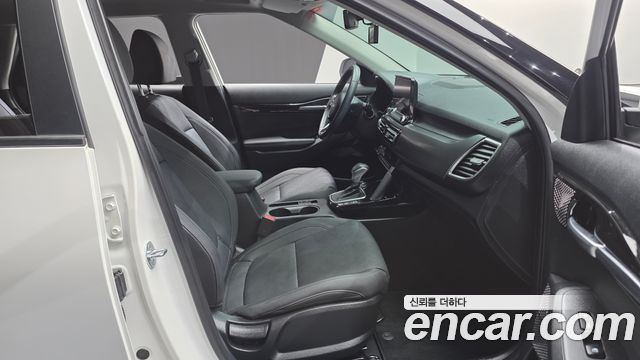 Kia Seltos 2023 — photo 10